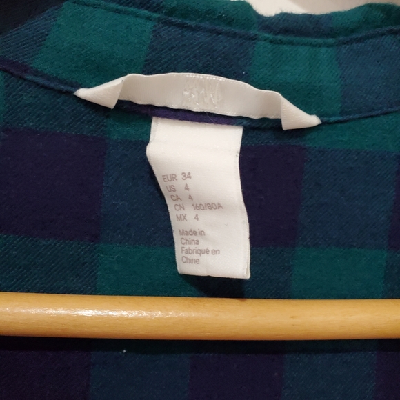BNWOT H&M divided green plaid checker button down shirt size 4 small - Picture 2 of 6